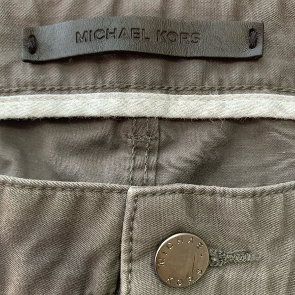 Selling a pair of Michael Kors Chino Pants - Picture 5 of 6